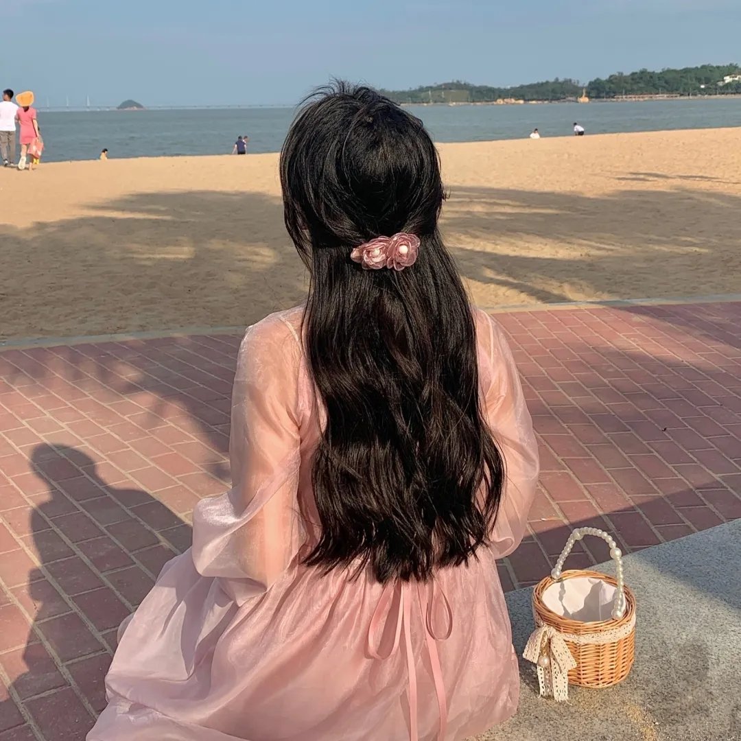 天外江湖之落跑大神 在线观看封面